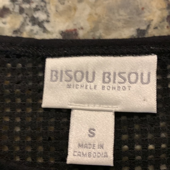 Amazing Mesh top - Picture 3 of 3